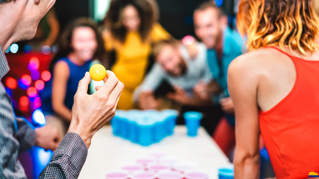 como jugar beer pong y estrategias